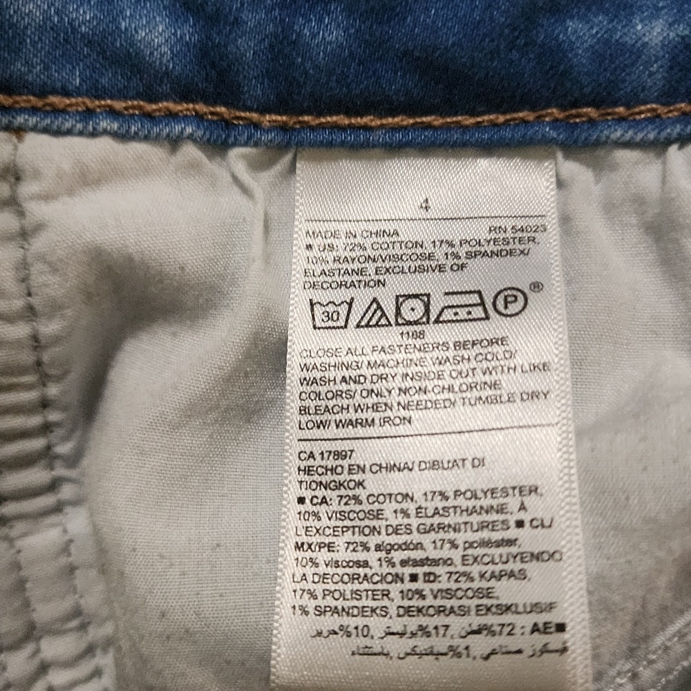 Old Navy Rockstar Super Skinny Jeans Light Wash Denim Classic Size 4 - Picture 6 of 7